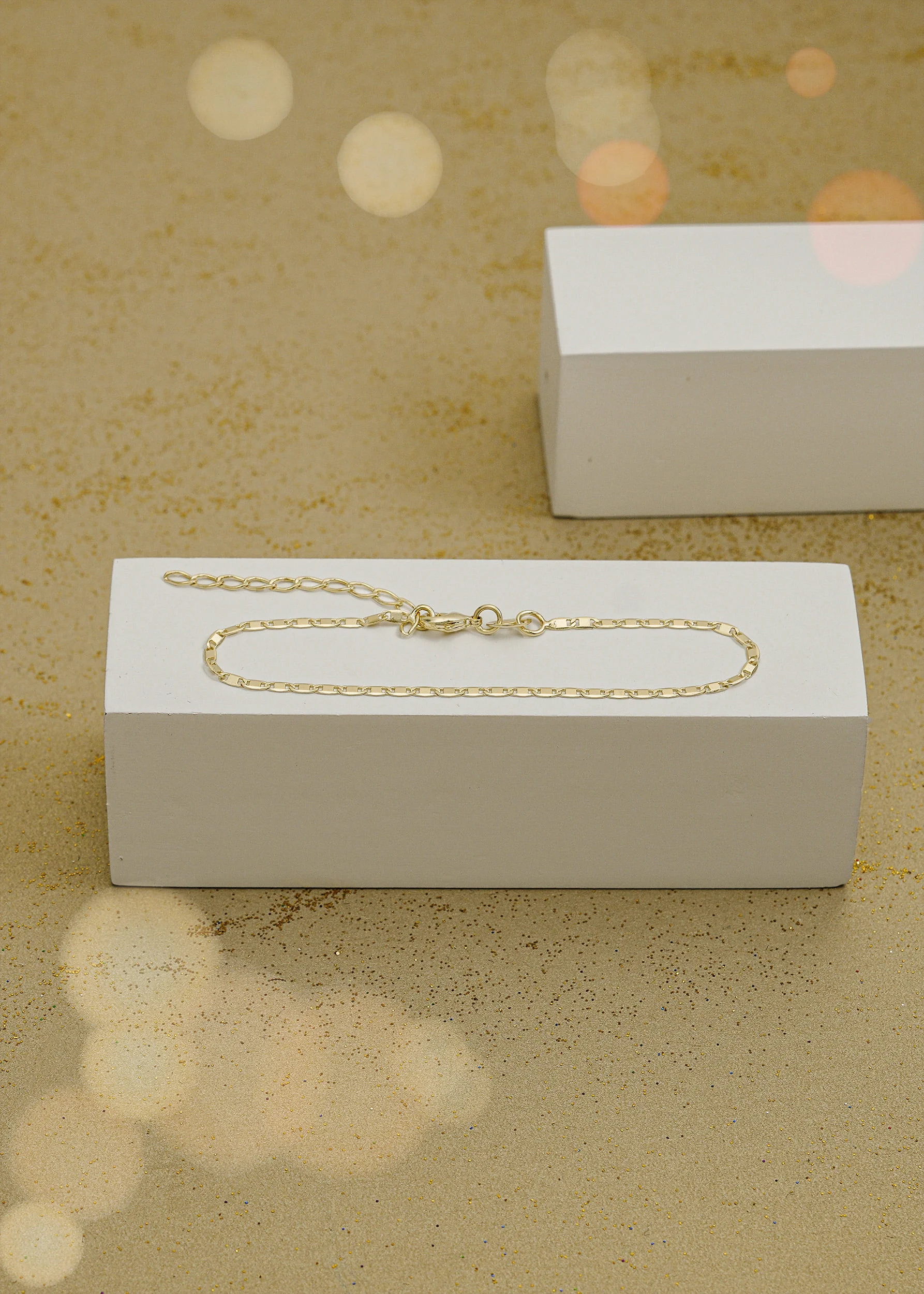 Pulsera escalera delgada plana lisa oro laminado 18k