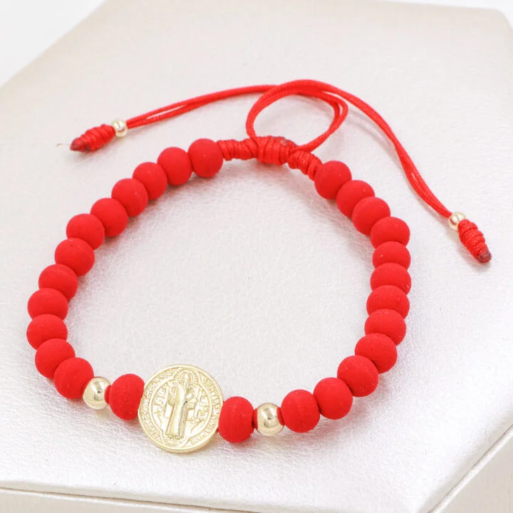 Brazalete San Benito En Oro Laminado 18K