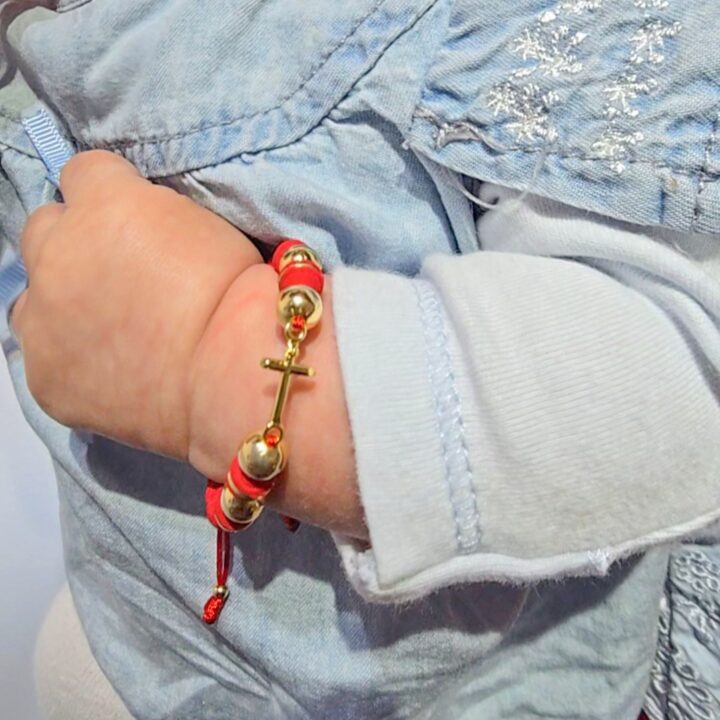 Brazalete Bebe con cruz protección oro laminado 18k