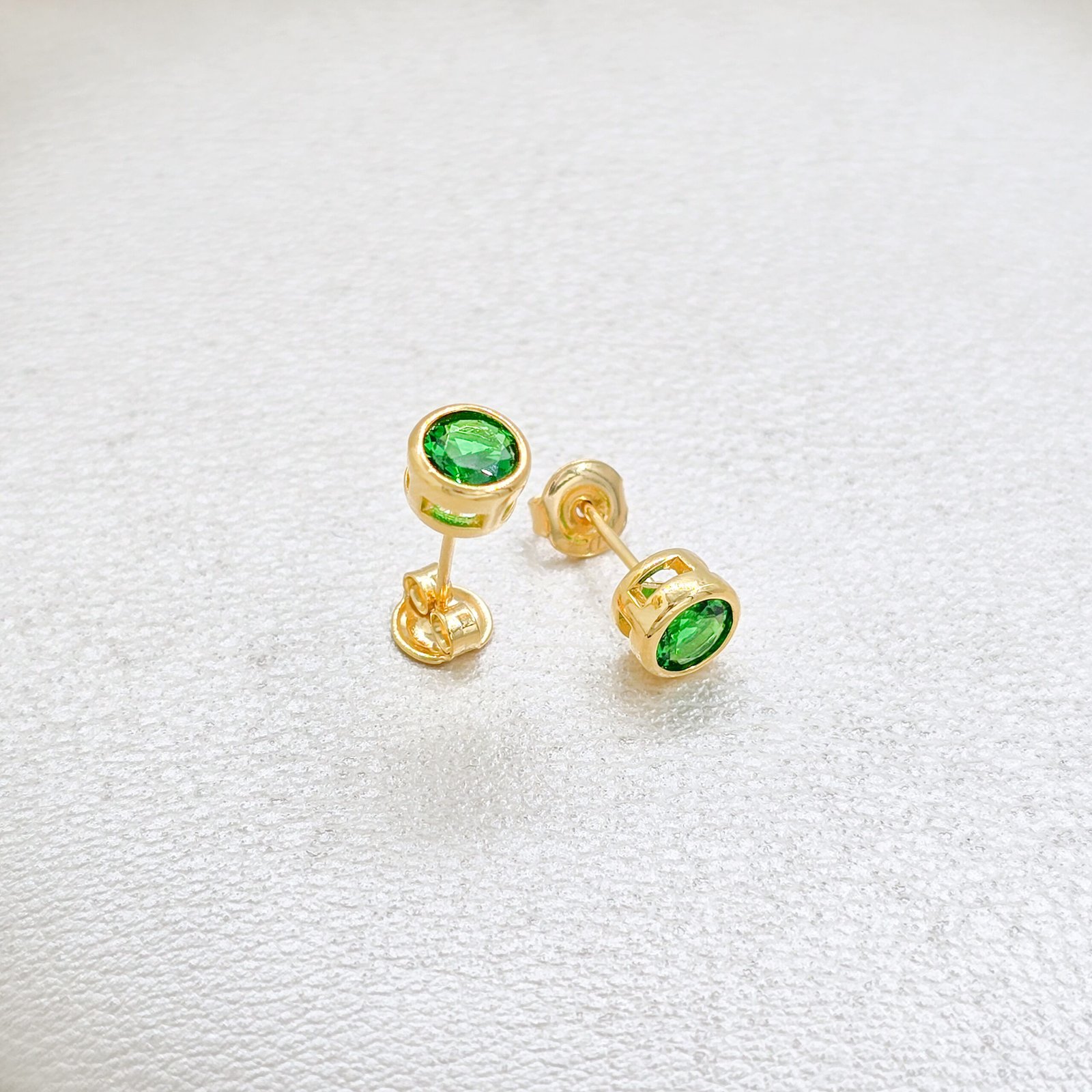 Arete topos Green Circle Oro Laminado 18k