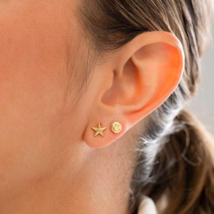 Aretes Smile Oro Laminado 18k