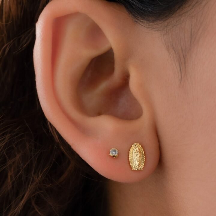 Arete Guadalupe Finita Oro Laminado 18k