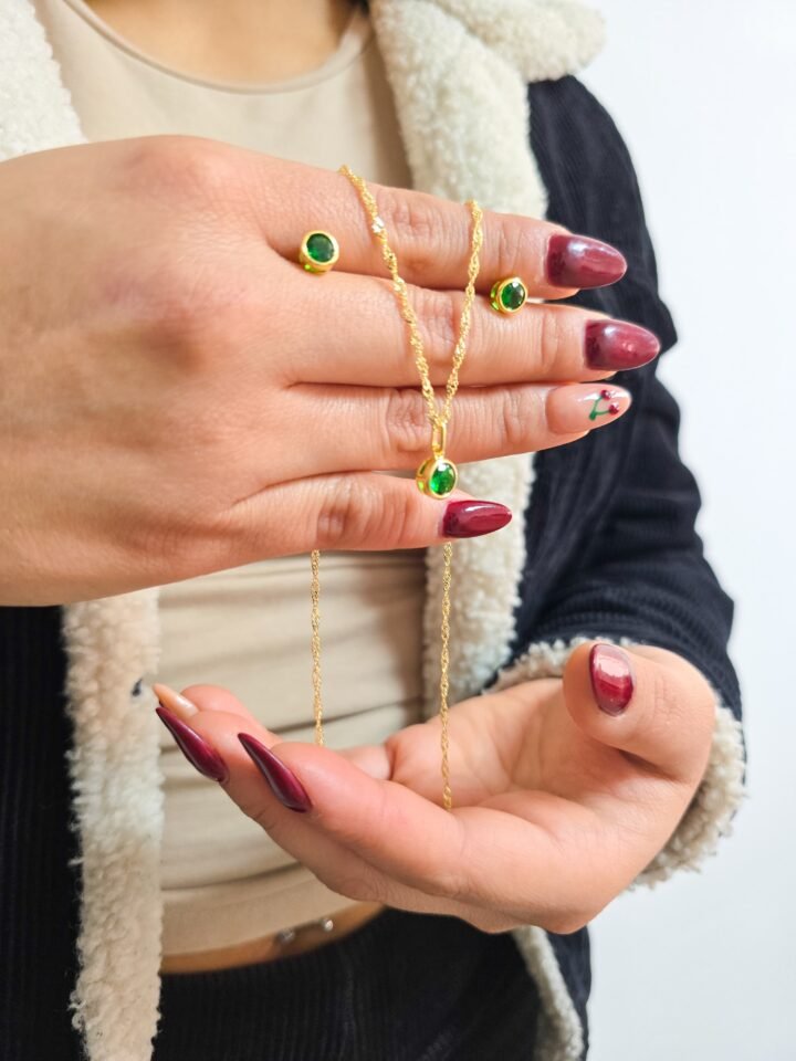 Dije Punto de Luz Redondo Oro Laminado 18k