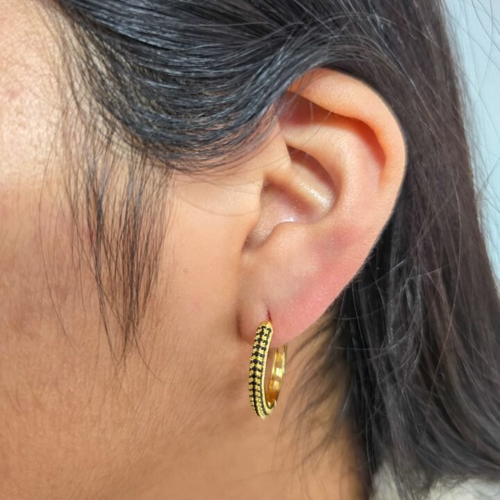Arete Candonga Curvi Oro Laminado 18k