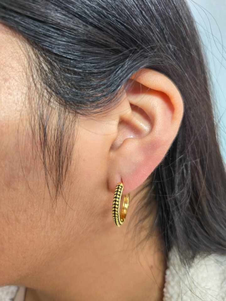 Arete Candonga Curvi Oro Laminado 18k