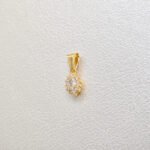 Dije Ovalado Pequeño Circonias Oro Laminado 18K