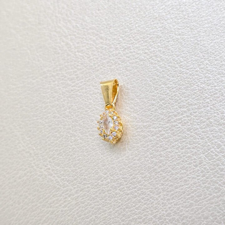 Colgante Ovalado Pequeño Circonias Oro Laminado 18K
